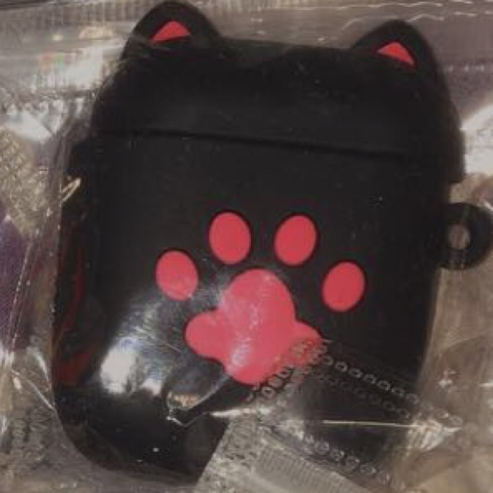 Regular AirPods - Kitty Paw🖤💖